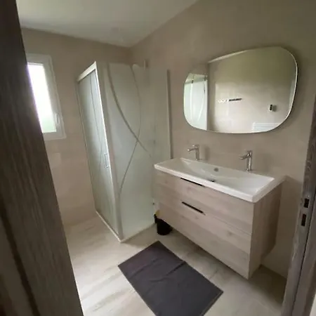 Le Petit Chemin Hébergement de vacances *