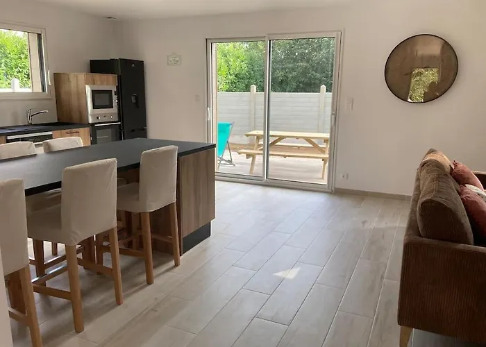 Le Petit Chemin Feriehus Sainte-Mère-Église